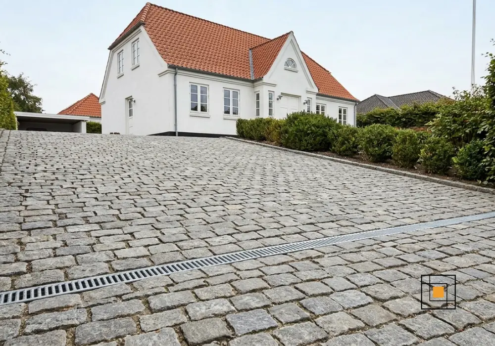 Sådan planlægger du en skrånende indkørsel uden problemer